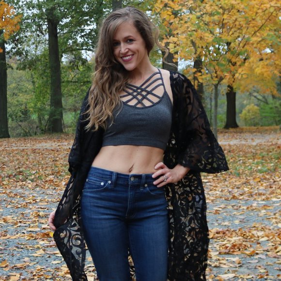 Zenana Outfitters Other - Zenana Gray Bralette